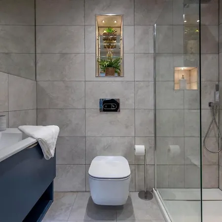 The Quadrant - The Larsen York